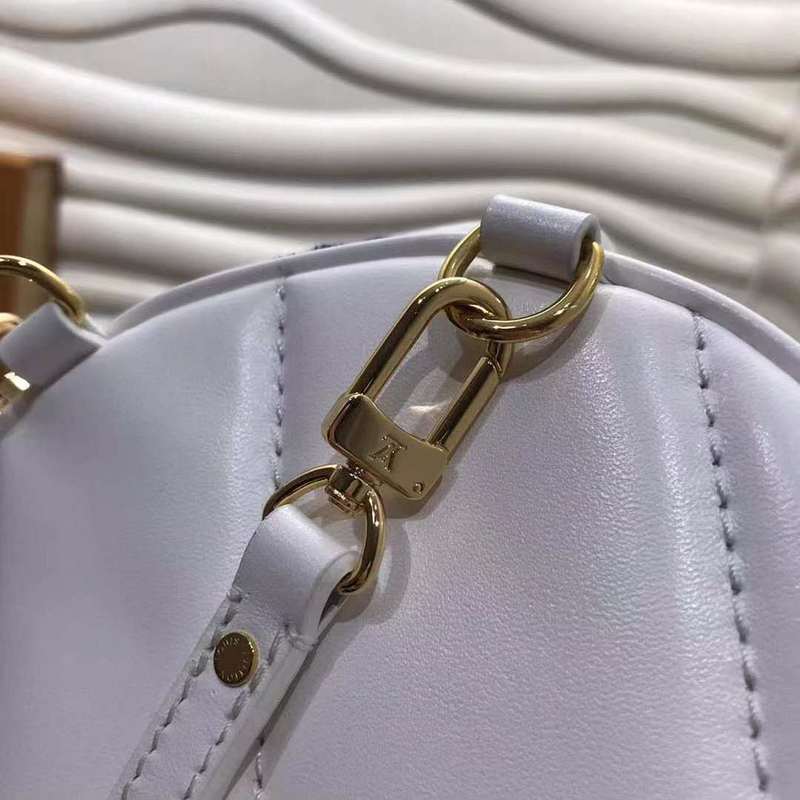 LOV2 Bags - Luxurious Bags  539