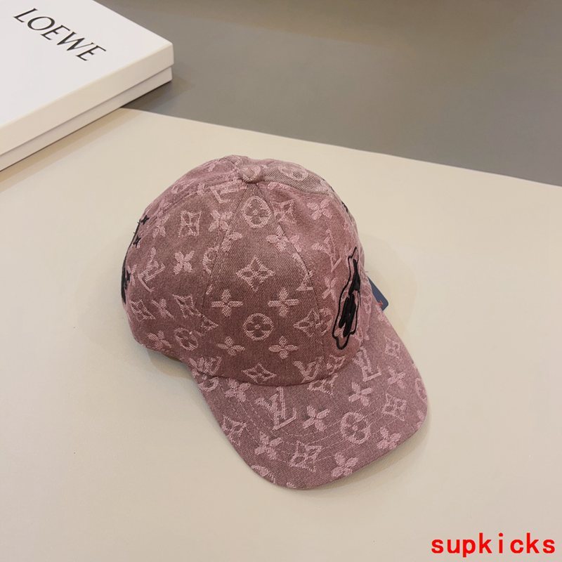 Louis Vuitton Luxury Cap