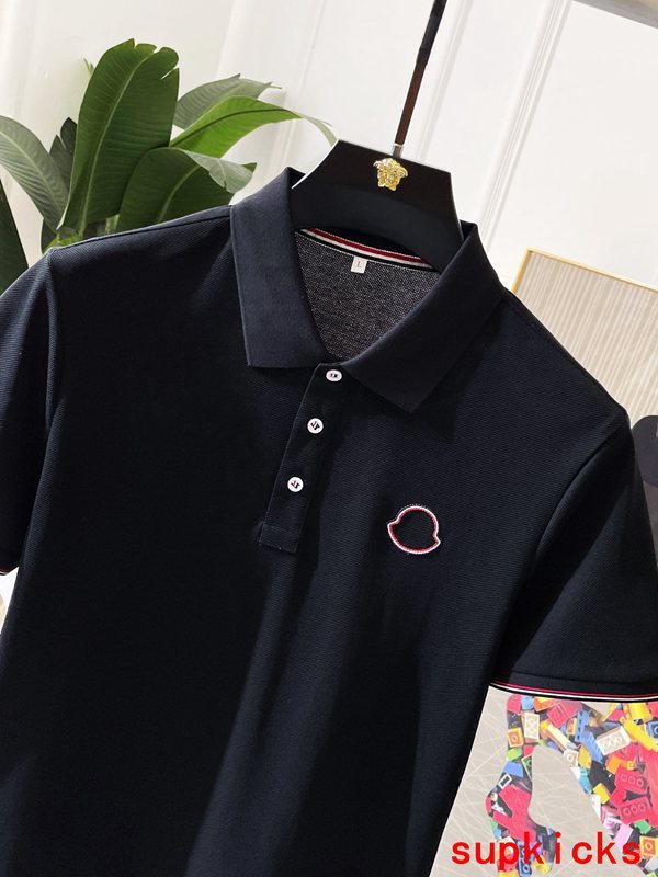 Moncler Luxury Cloth