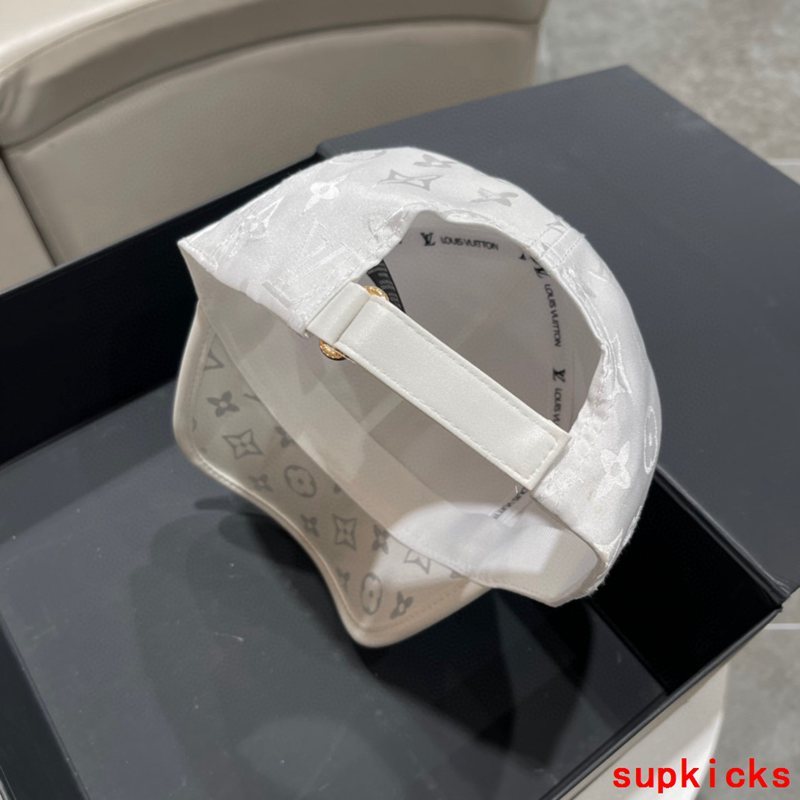 Louis Vuitton Luxury Cap