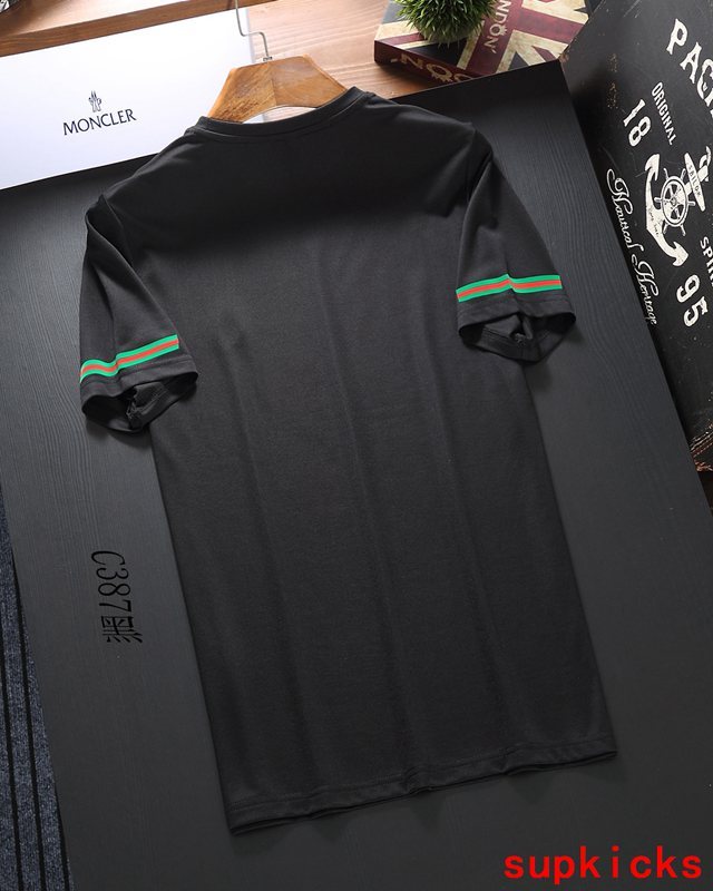 Moncler Luxury Cloth