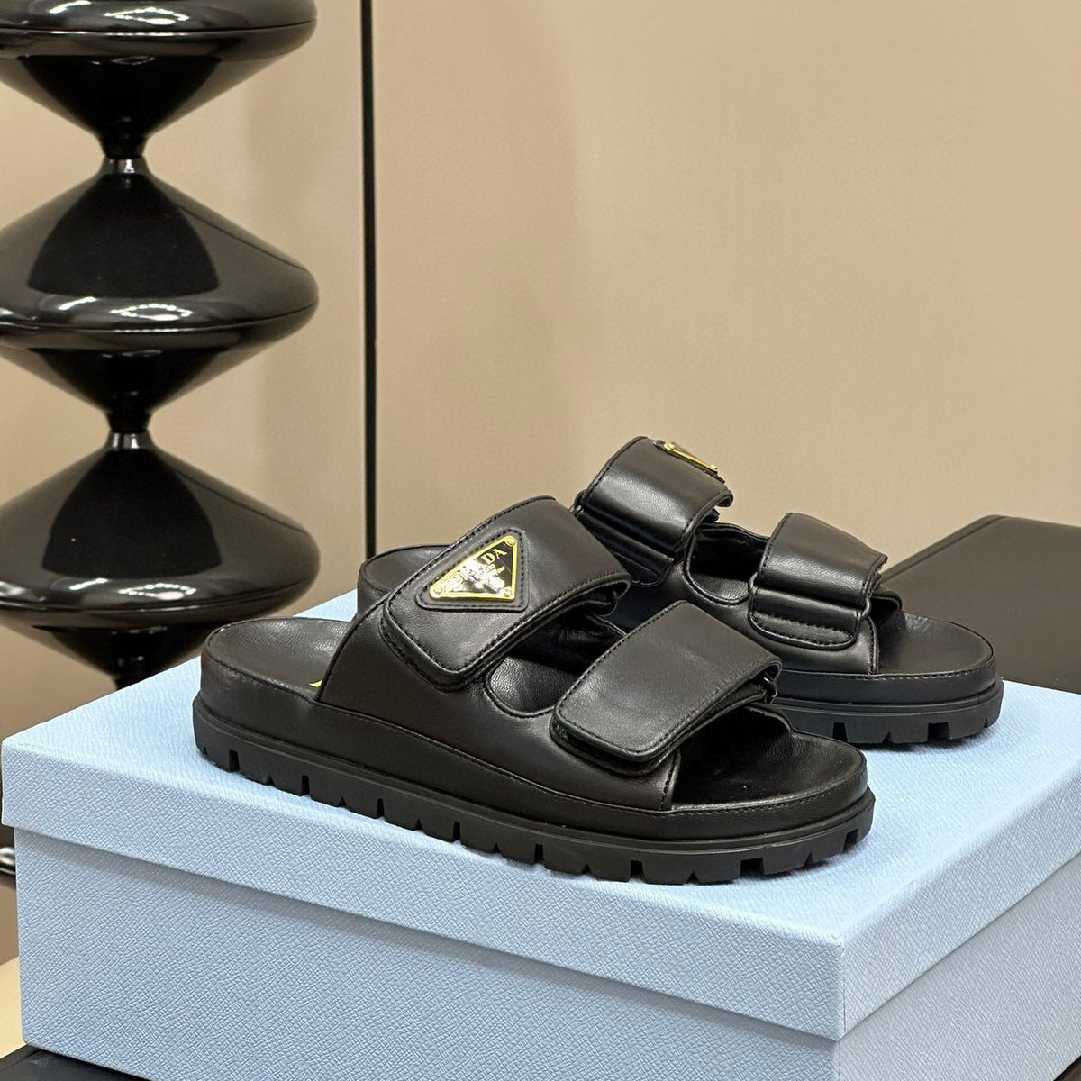 PD NAPPA LEATHER SLIDES