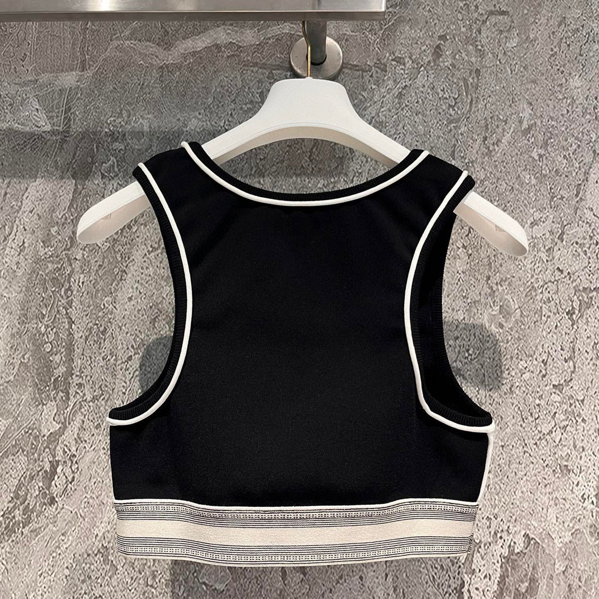 LOEW TOP