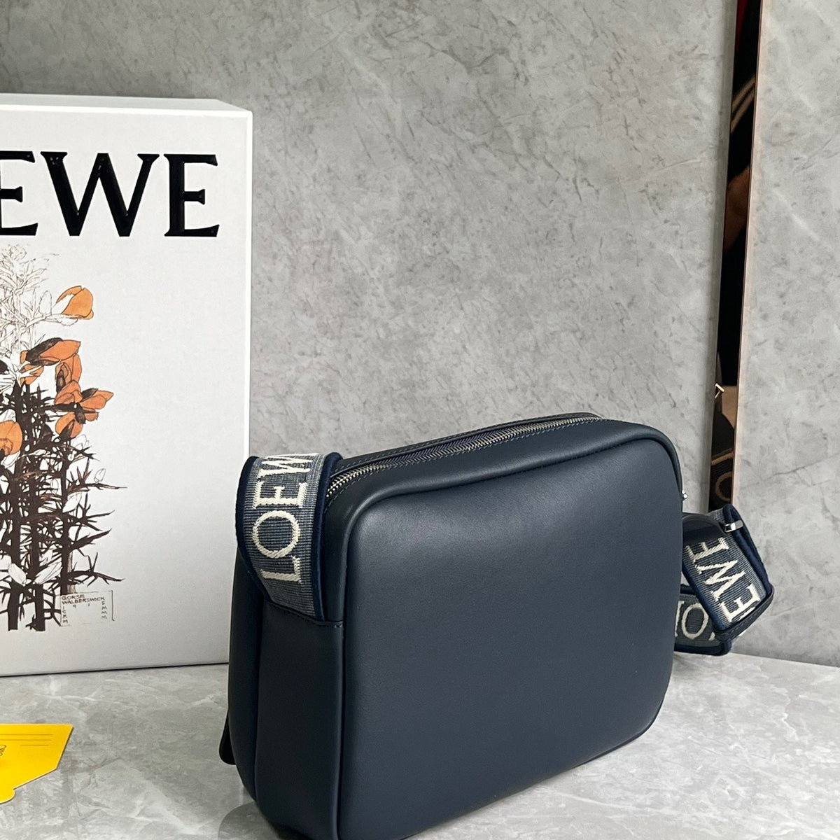 LOEW XS MILITARY MESSENGER BAG
