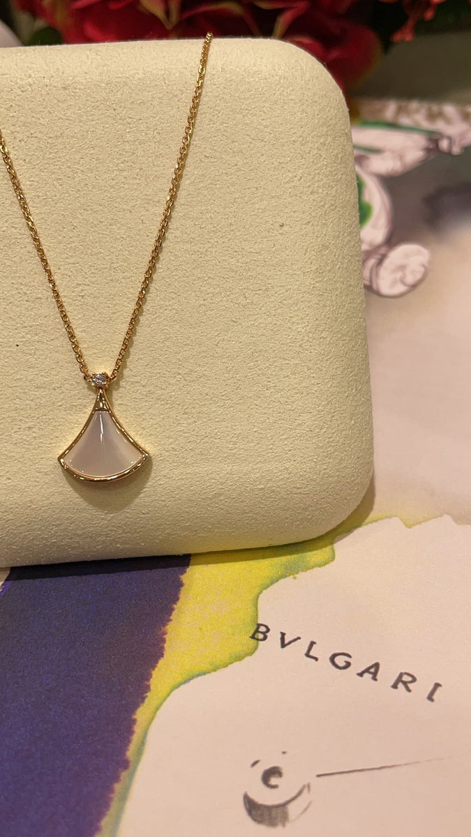 BVLG NECKLACE