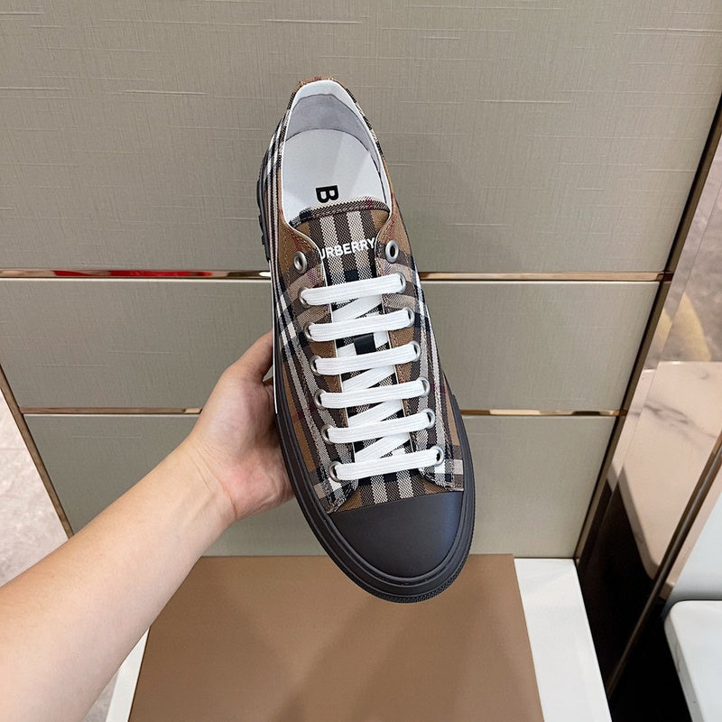Burberry Luxury Shoes