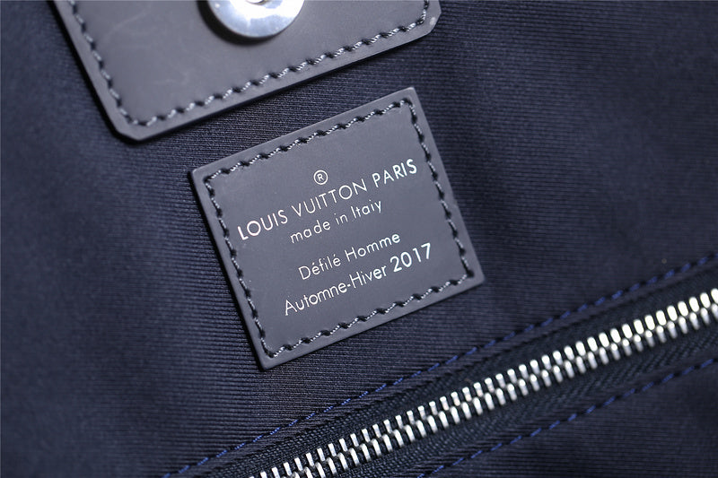 I W Fashion Lu-Vi bags - 9841