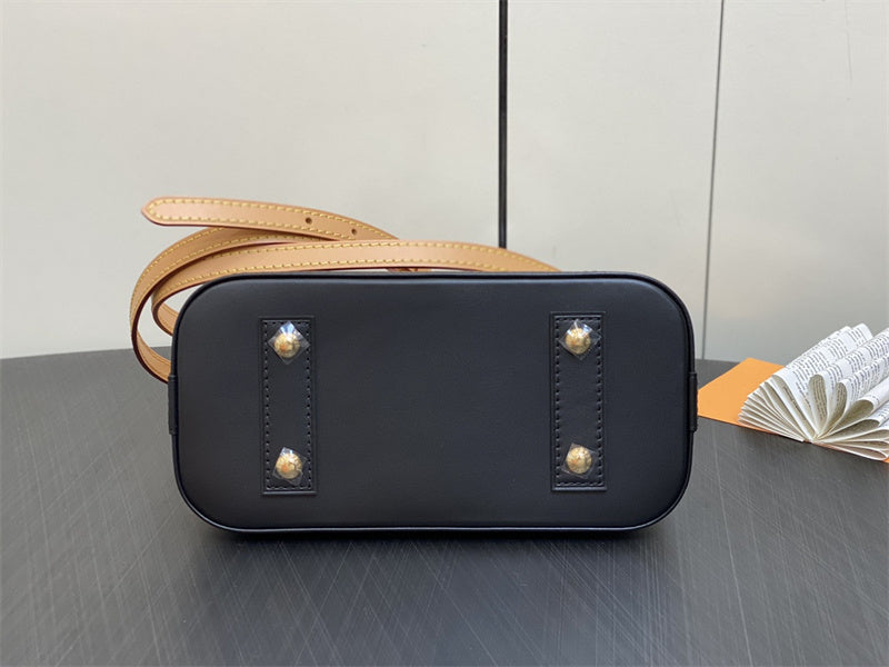 PHA - LOV Bags - 009