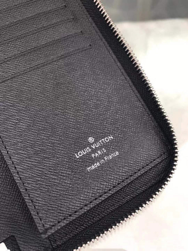 I W Fashion Lu-Vi bags - 10863
