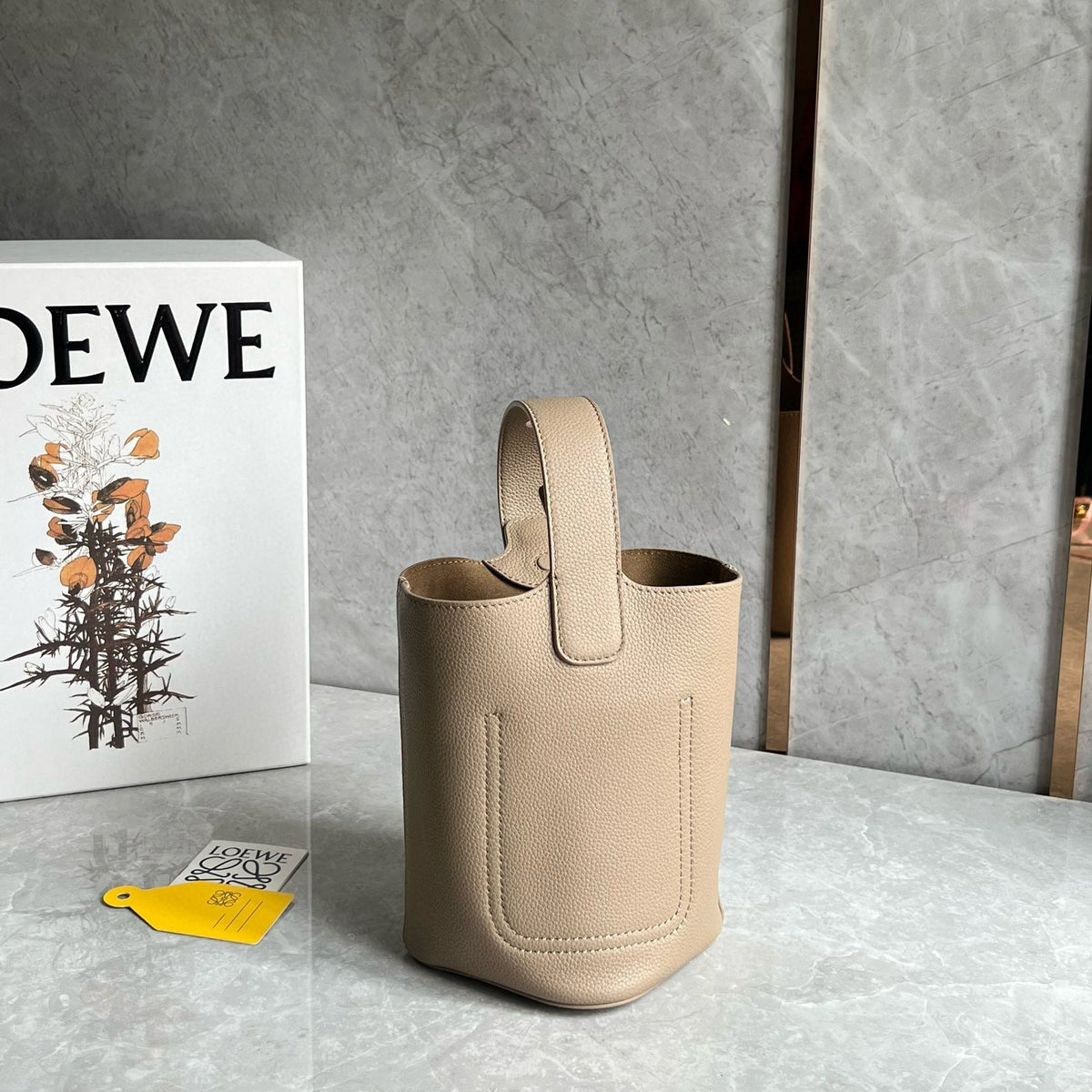 LOEW MINI PEBBLE BUCKET BAG