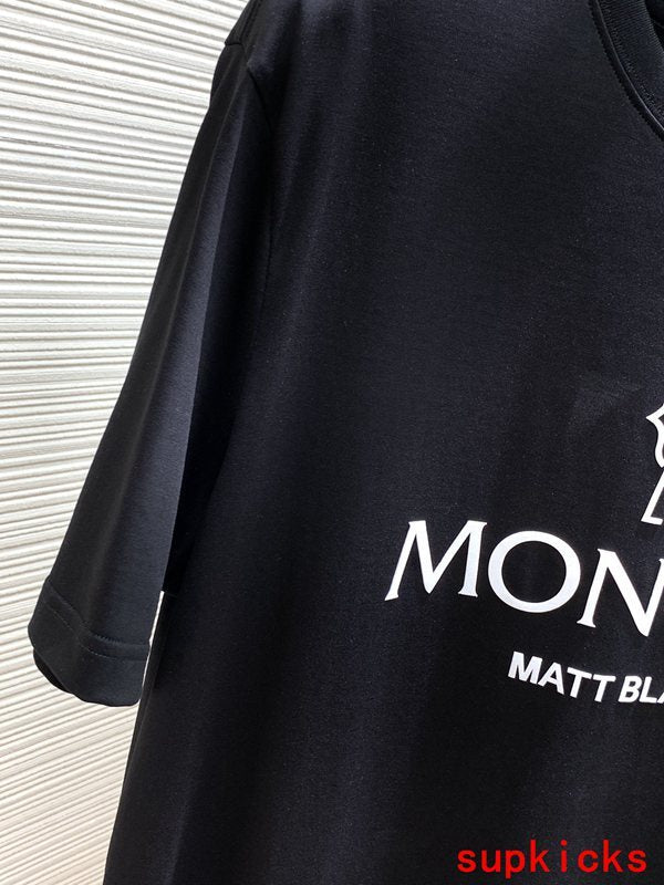 Moncler Luxury Cloth
