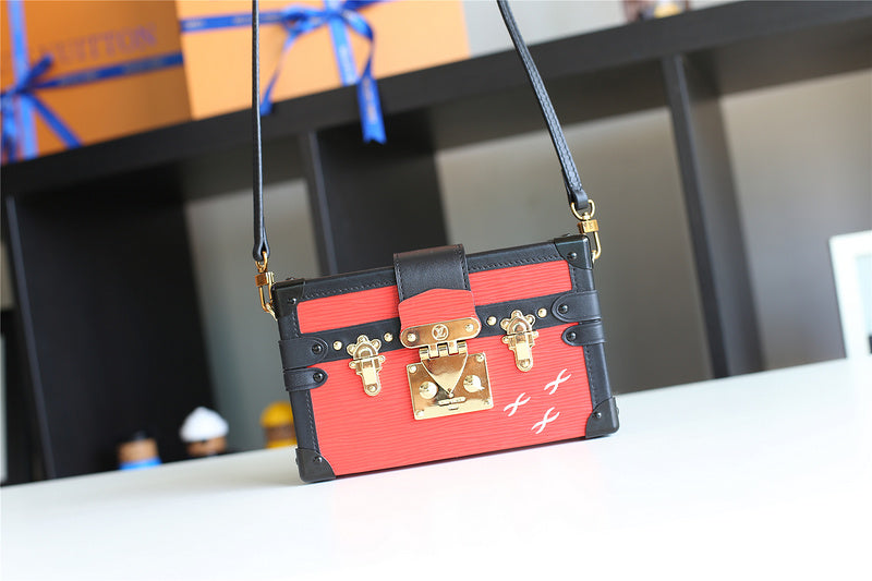 I W Fashion Lu-Vi bags - 8237