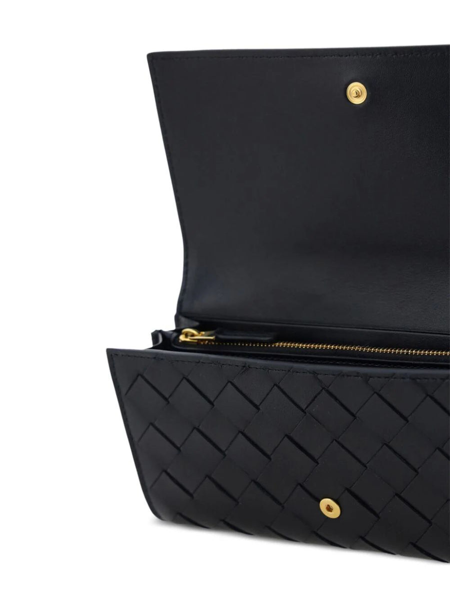 Bottega Veneta Women Portafoglio Intrecciato Con Patta Grande
