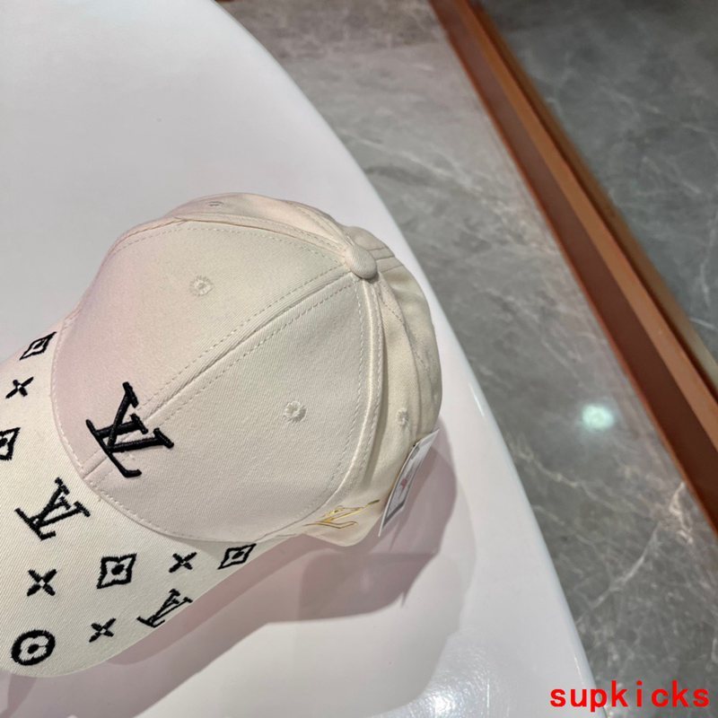 Louis Vuitton Luxury Cap