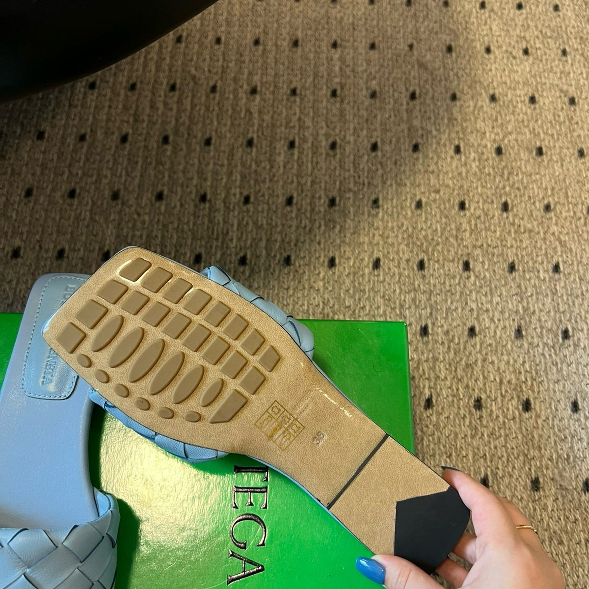 BOTT V SANDALS