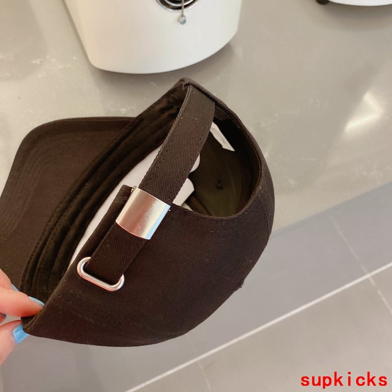 Louis Vuitton Luxury Cap