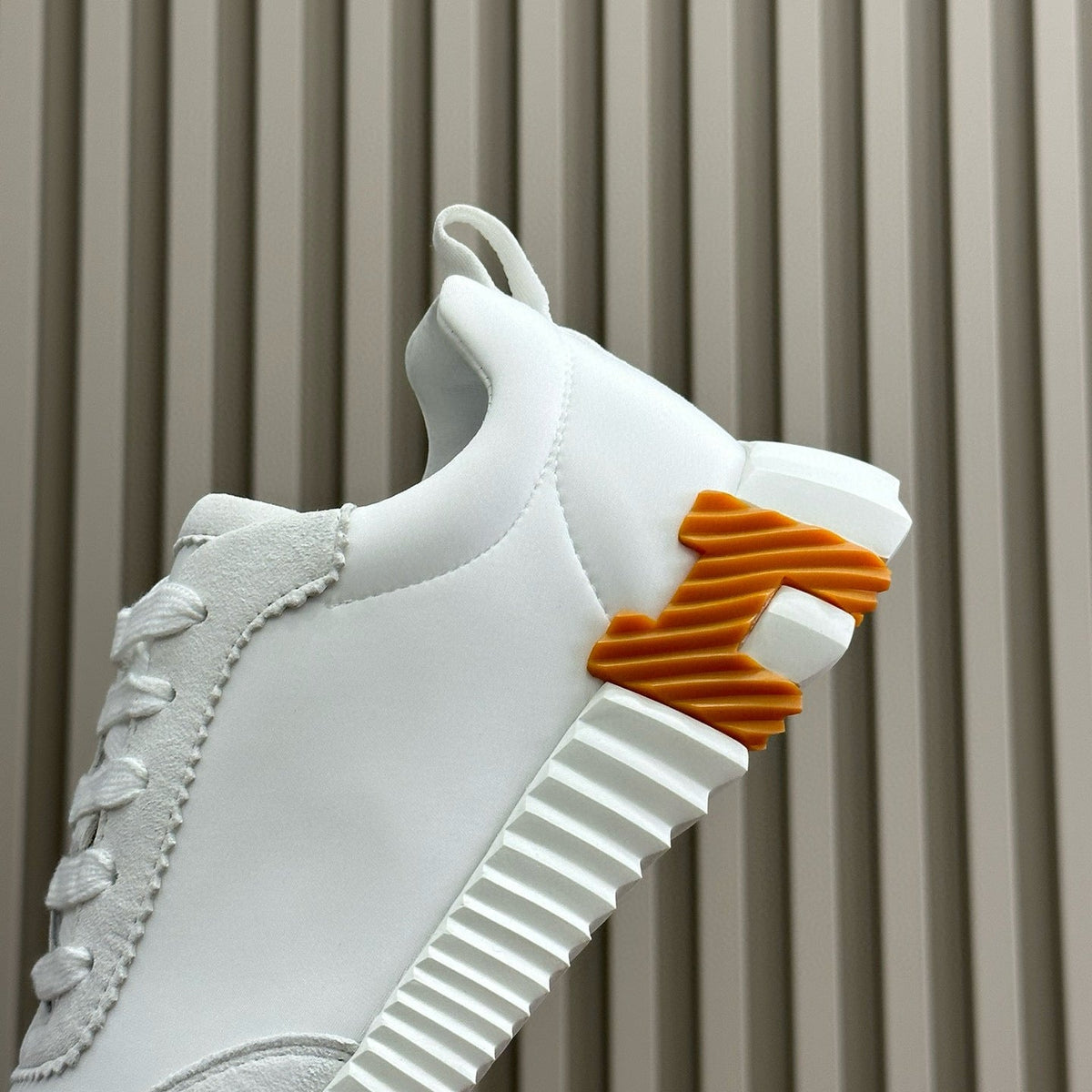 HERM BOUNCING SNEAKER