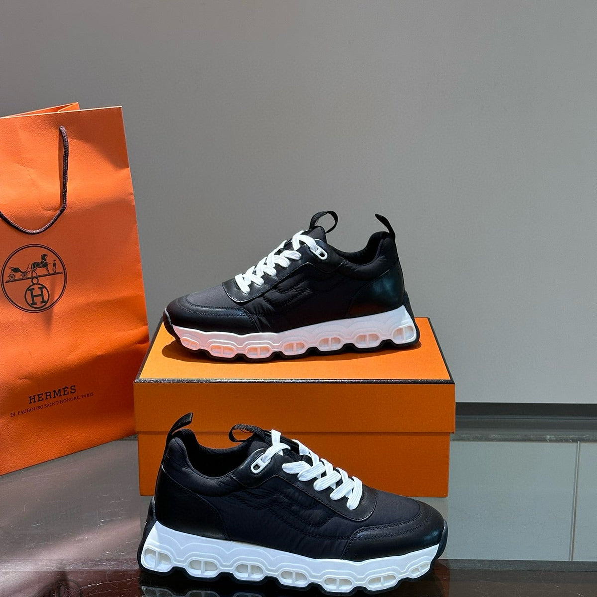 HERM IMPULSE SNEAKER