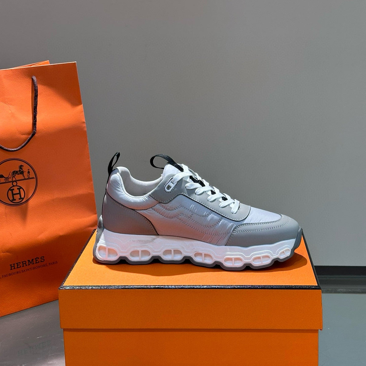 HERM IMPULSE SNEAKER