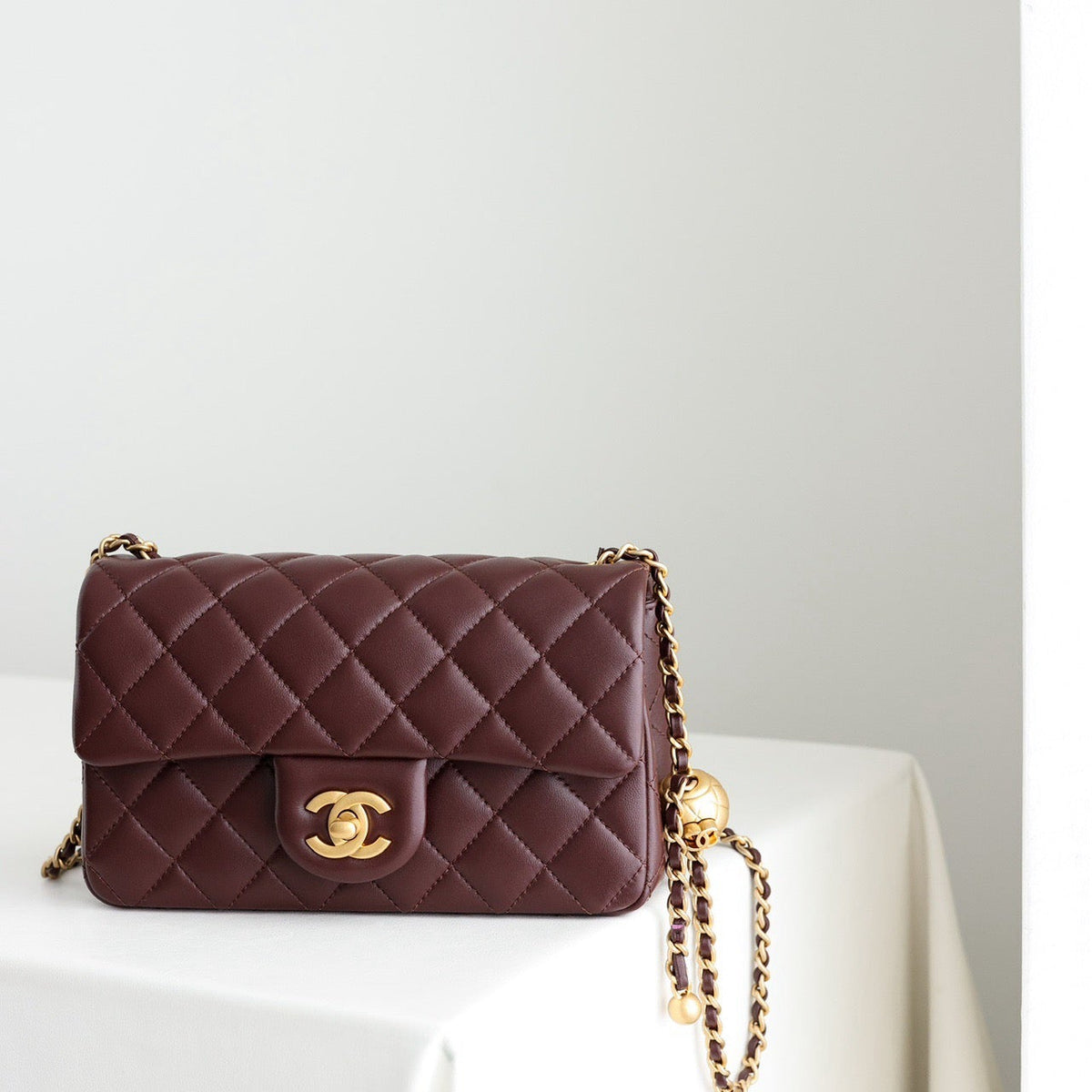CC CLASSIC FLAP MINI BAG