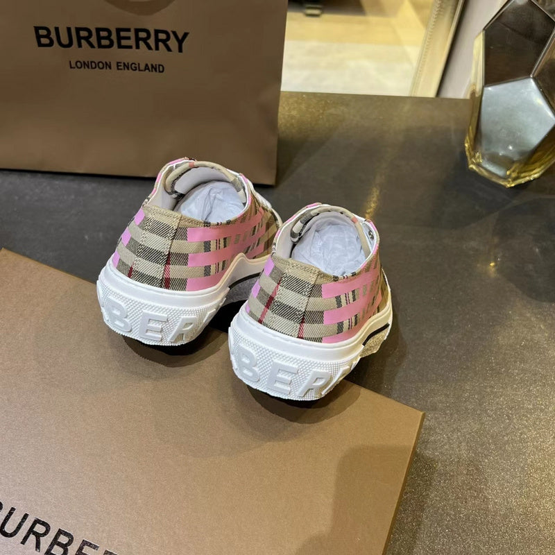 Burberry Luxury Shoes