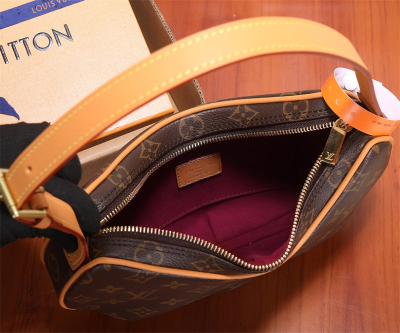 PHA - LOV Bags - 086