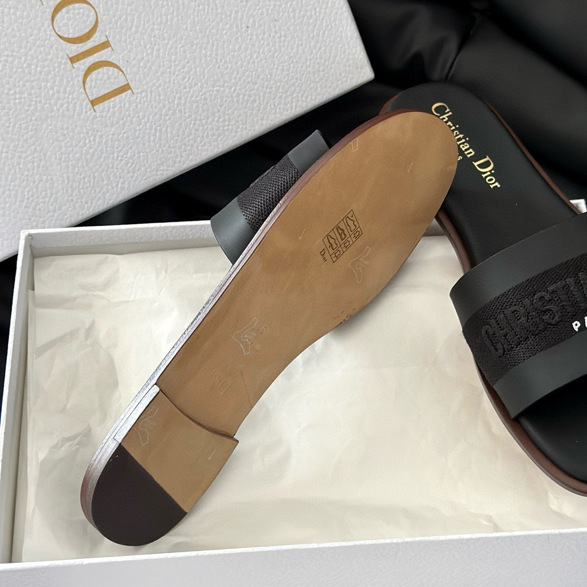 CD SANDALS