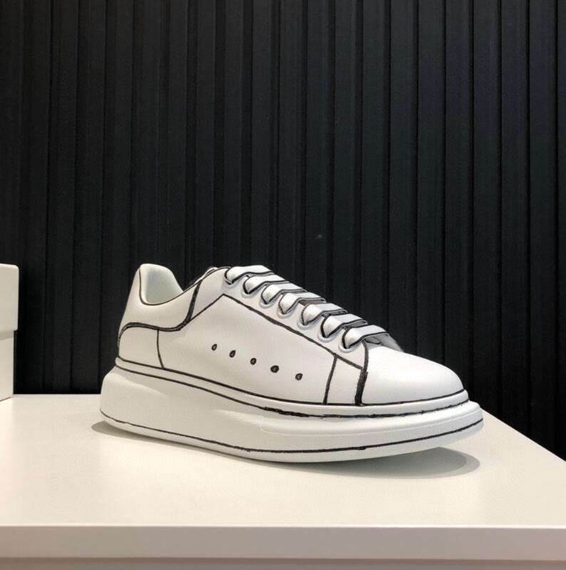 Mila's Edit - AQ Men SHoes - 378