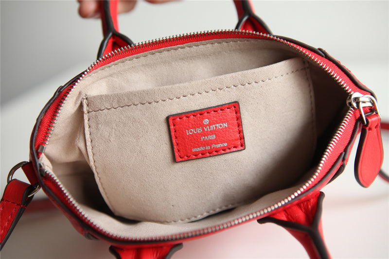 I W Fashion Lu-Vi bags - 8679