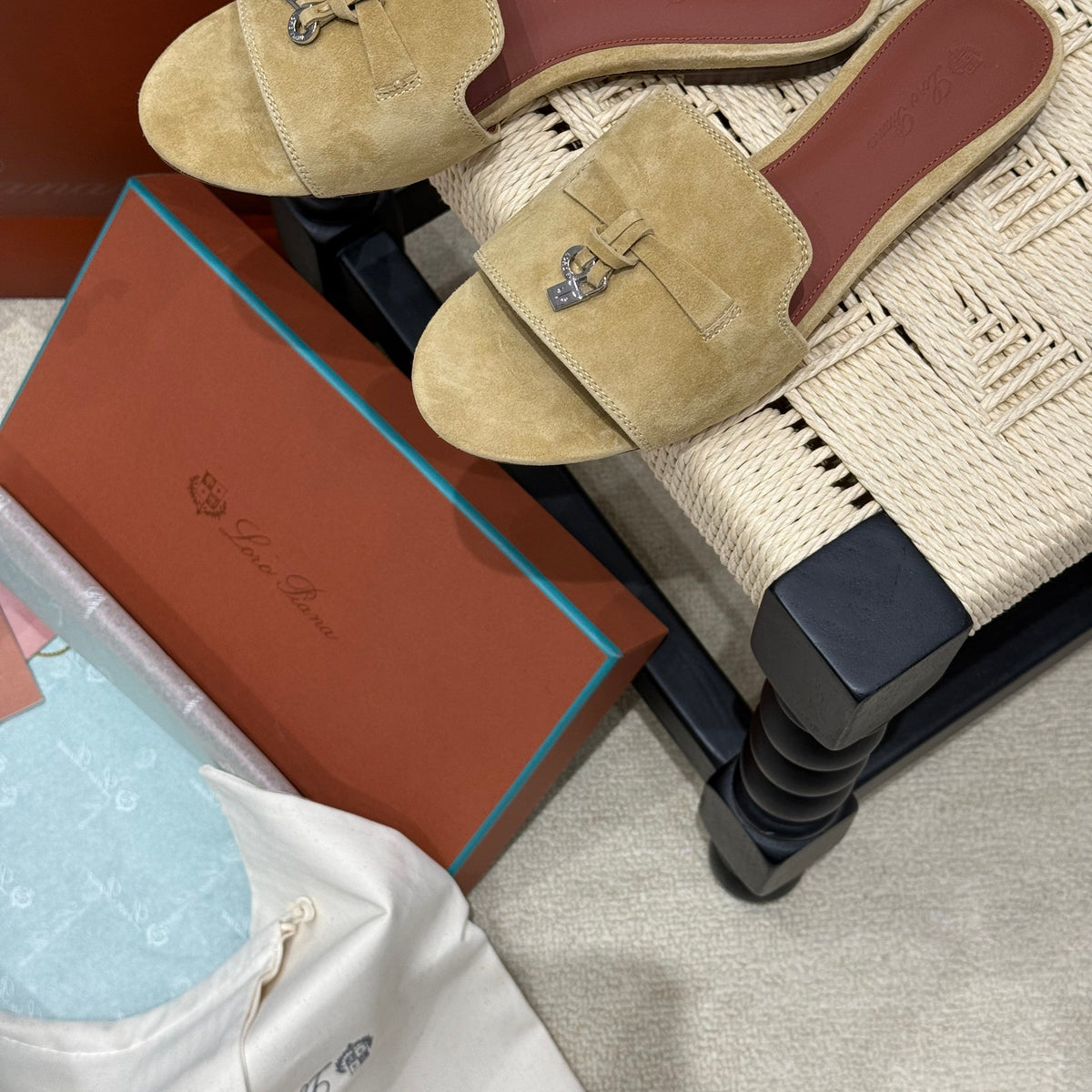 LORO P SUMMER CHARM SLIPPER