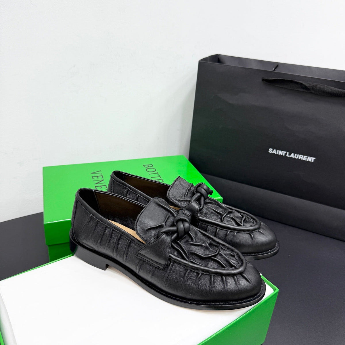 BOTT V LOAFERS
