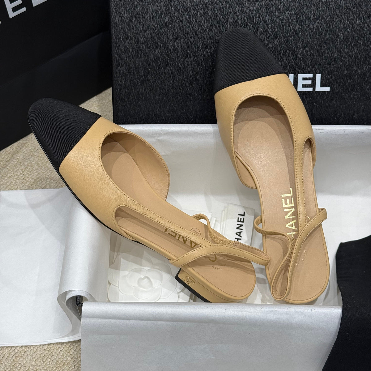 CC SLINGBACK PUMPS