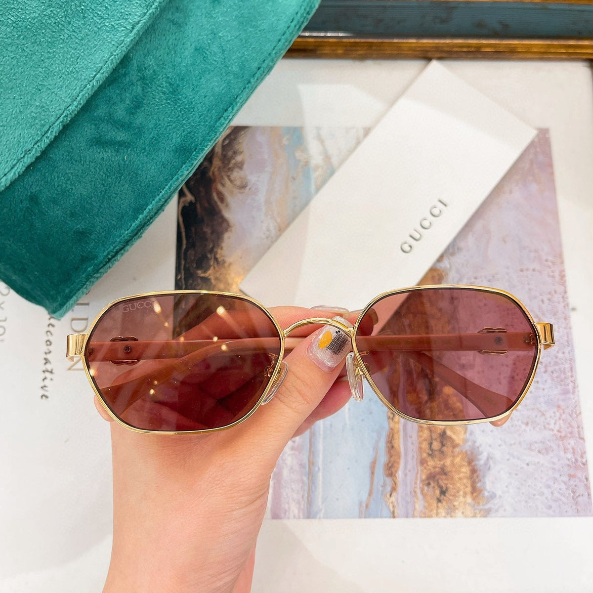 GG SUNGLASSES