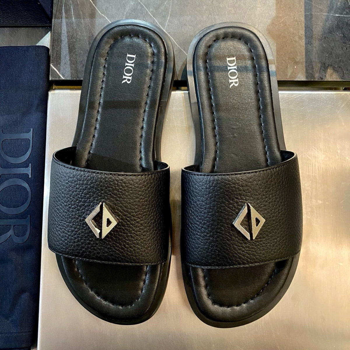 CD ALIAS SANDALS