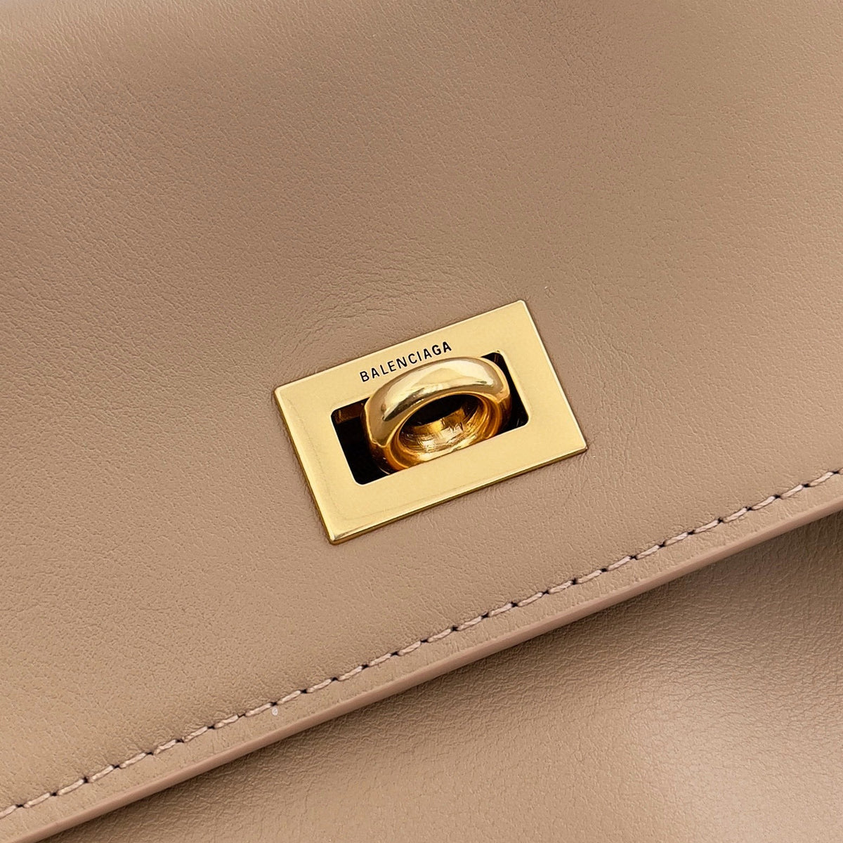BAL MEDIUM RODEO BAG