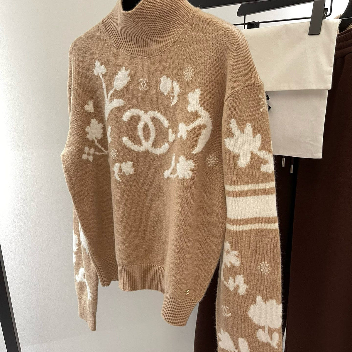 CC SWEATER