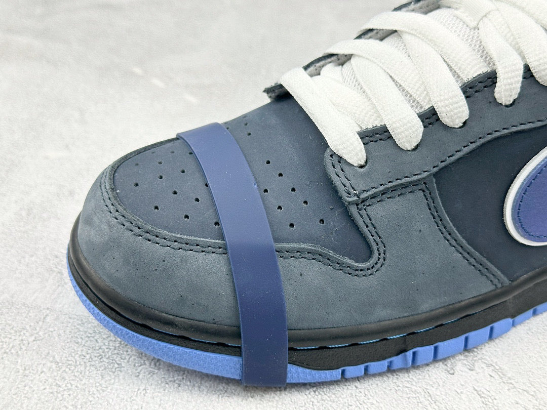 NIKE DUNK LOW BLUE LOBSTER