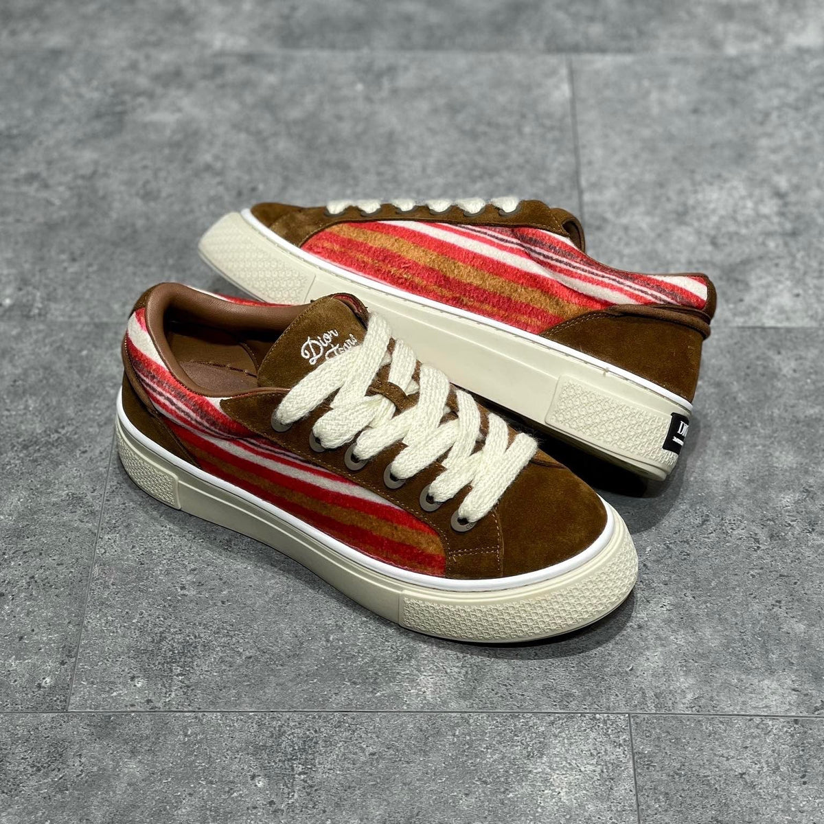 CD B33 SNEAKER