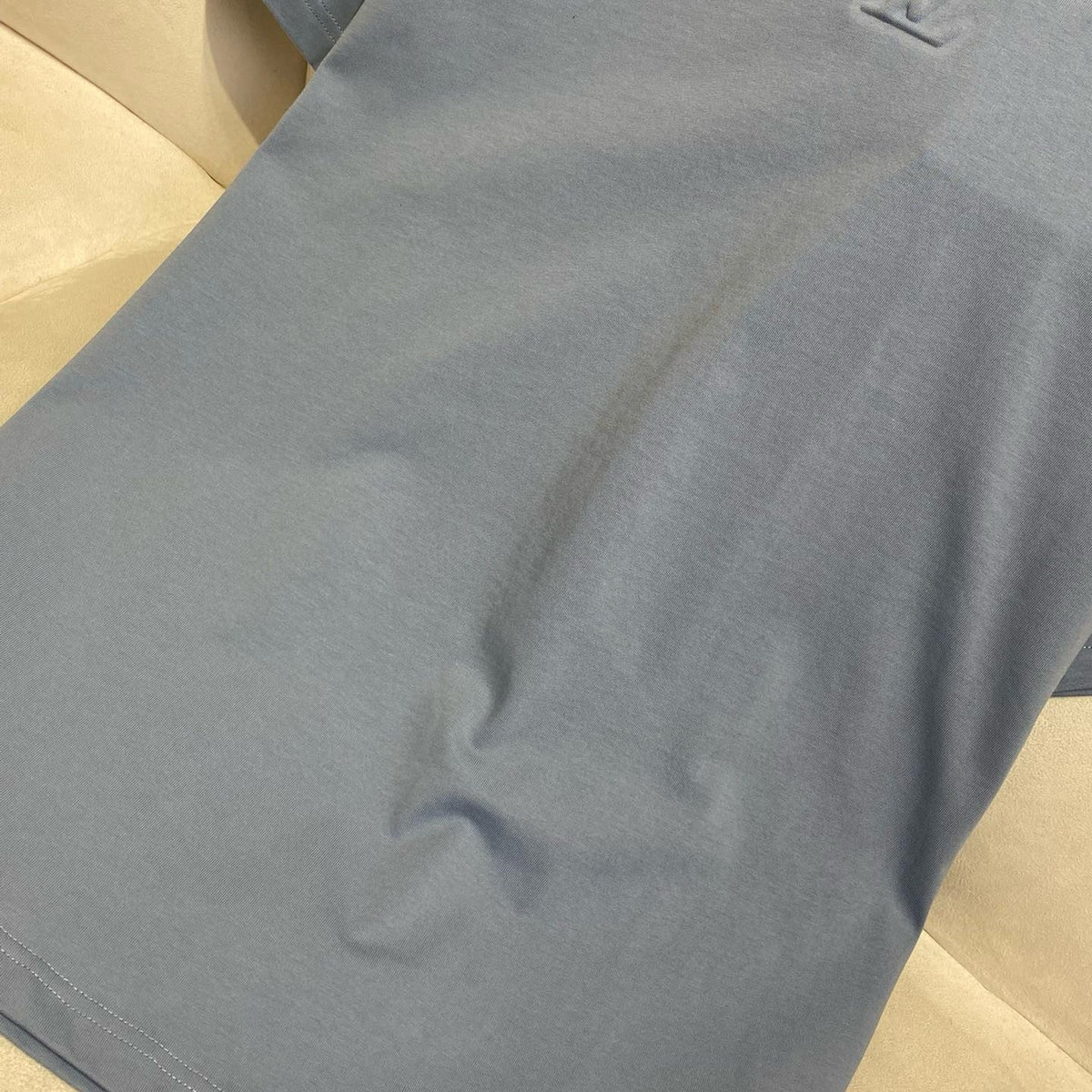 LOU T-SHIRT