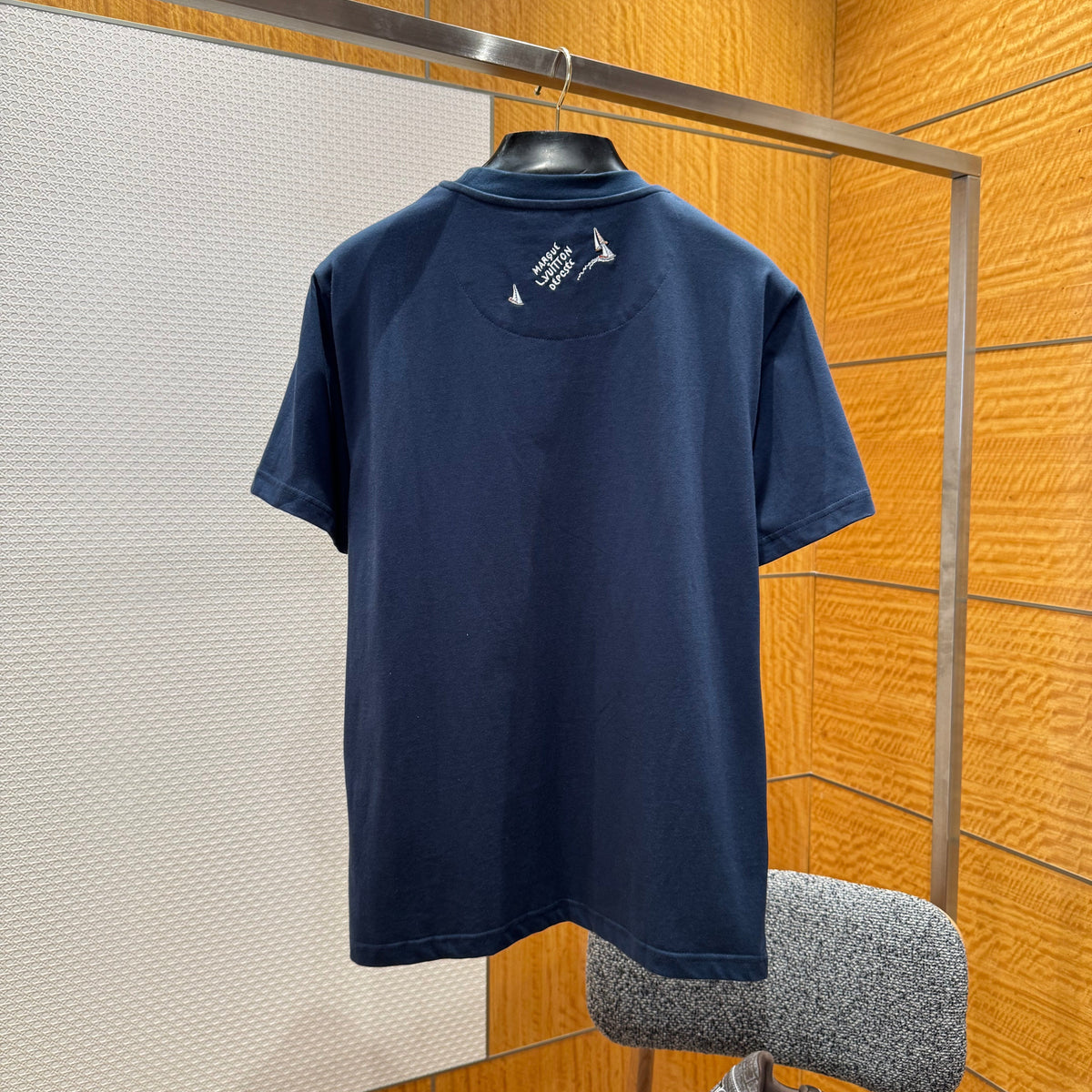 LOU T-SHIRT