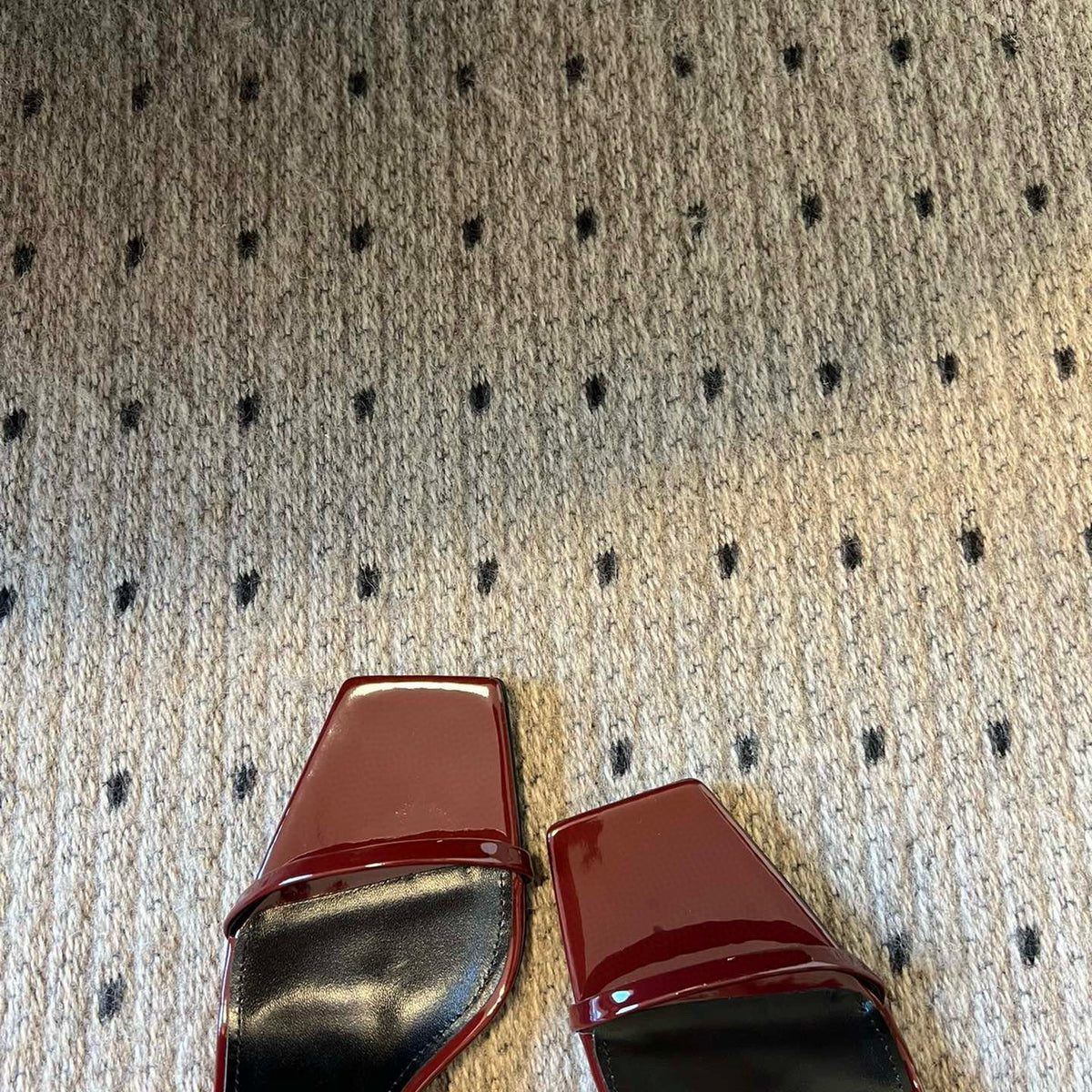 SL HEELS