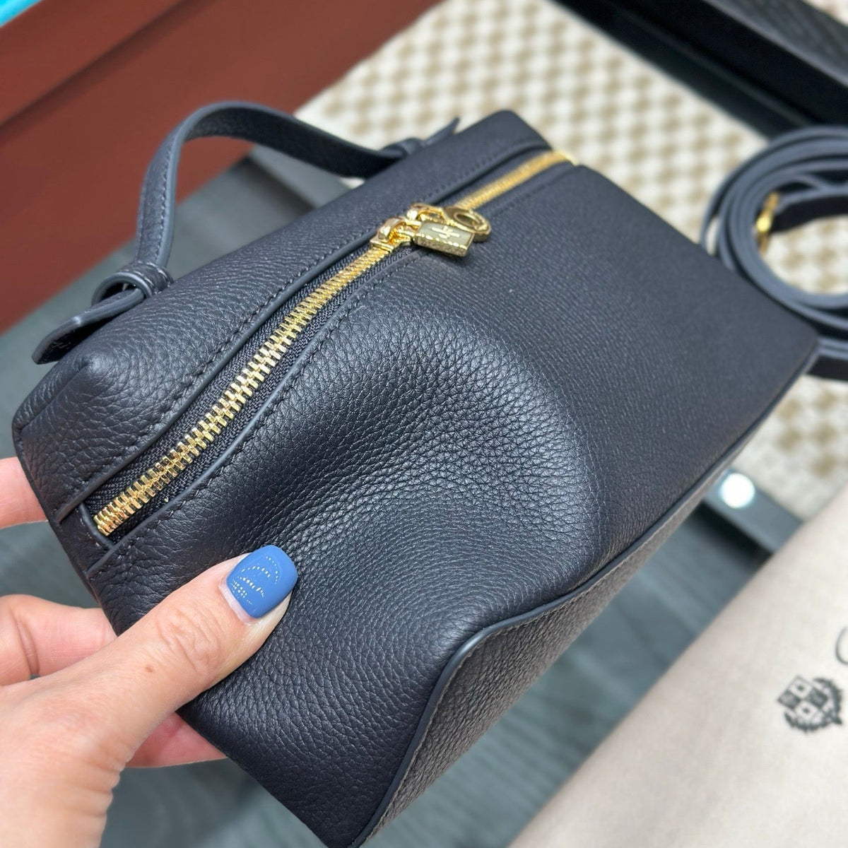 LORO P EXTRA POCKET L19 BAG