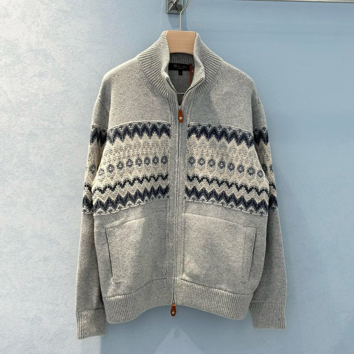 LORO P ZIP SWEATER