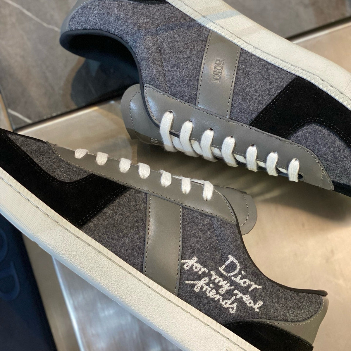 CD B01 SNEAKER