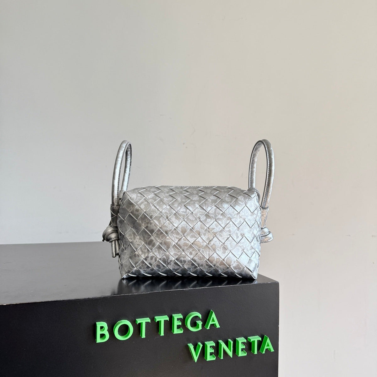 BOTT V TOP HANDLE LOOP BAG
