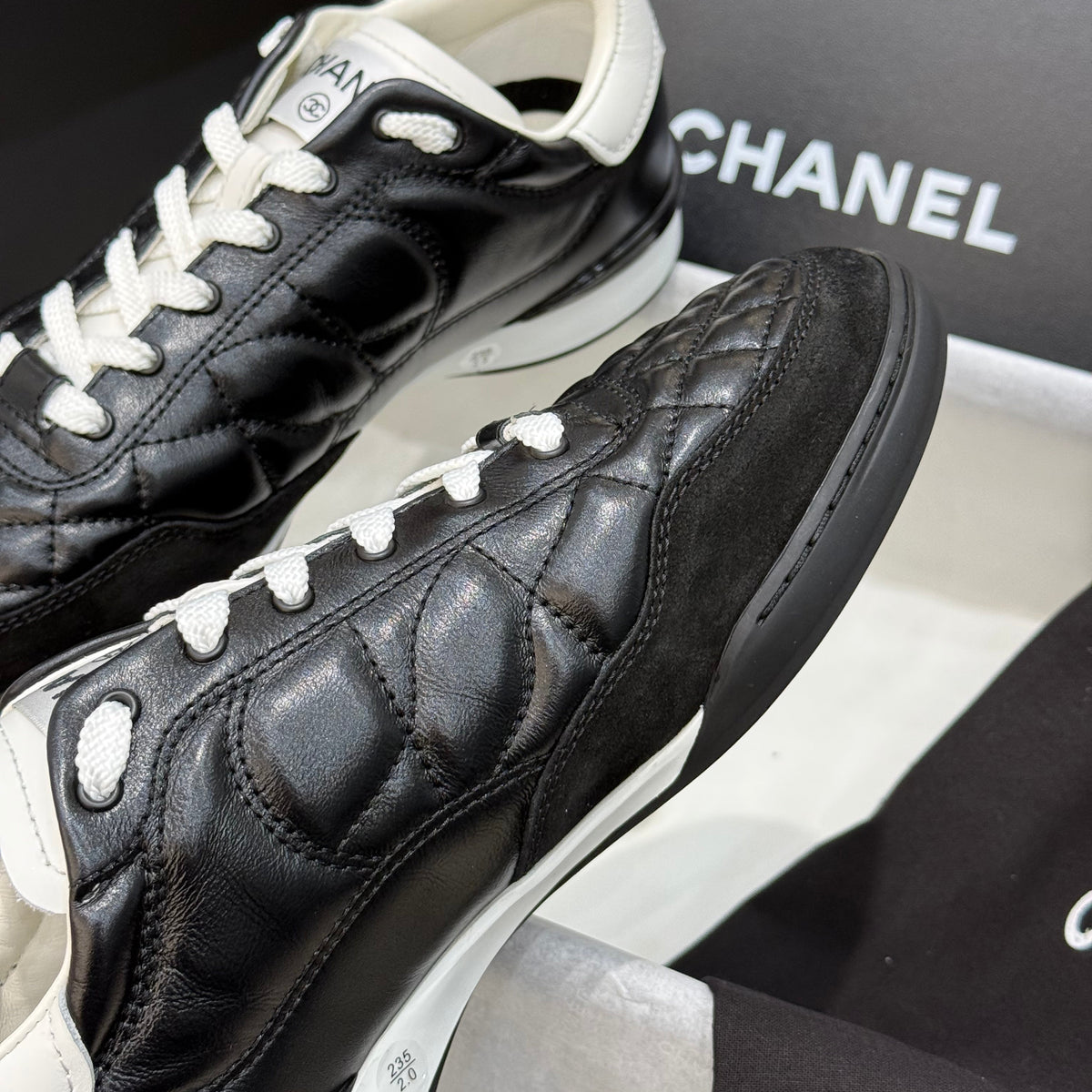 CC SNEAKER