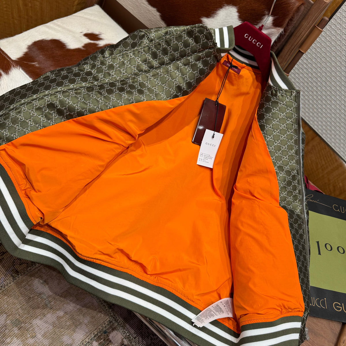 GG BOMBER JACKET
