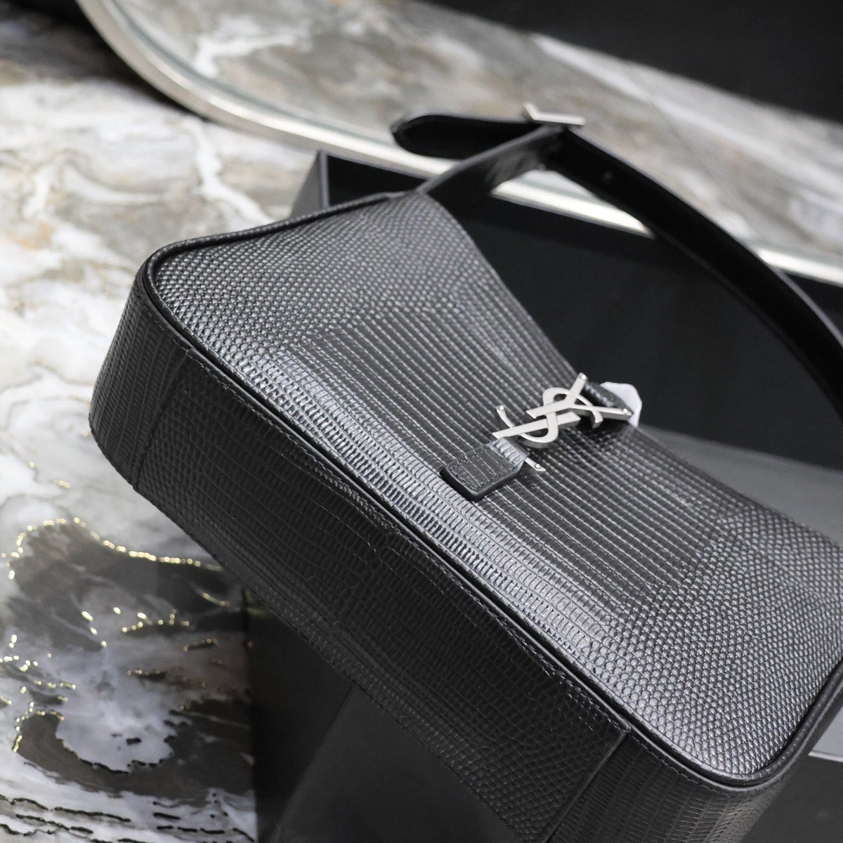 SL LE 5 A 7 HOBO BAG