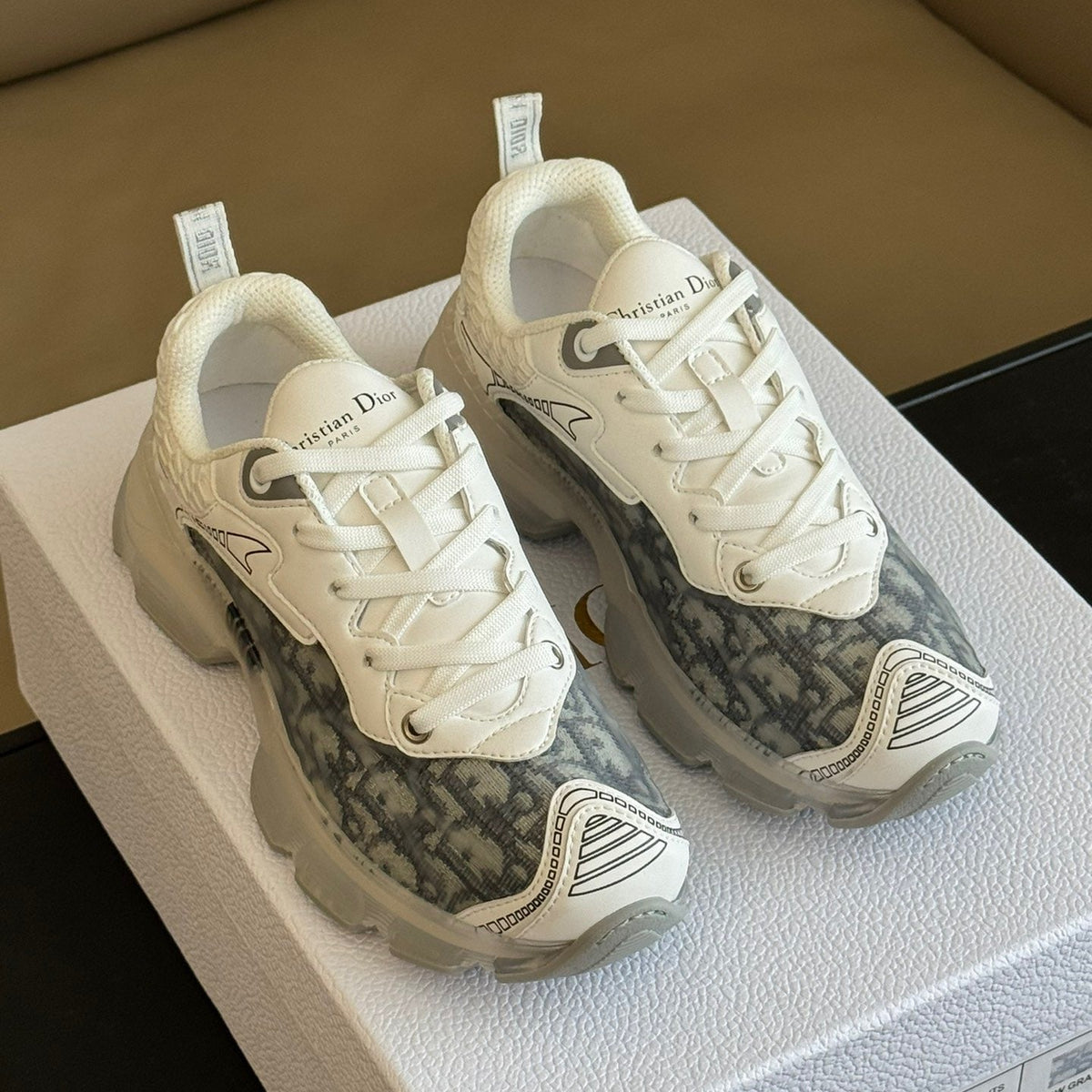 CD VIBE SNEAKERS