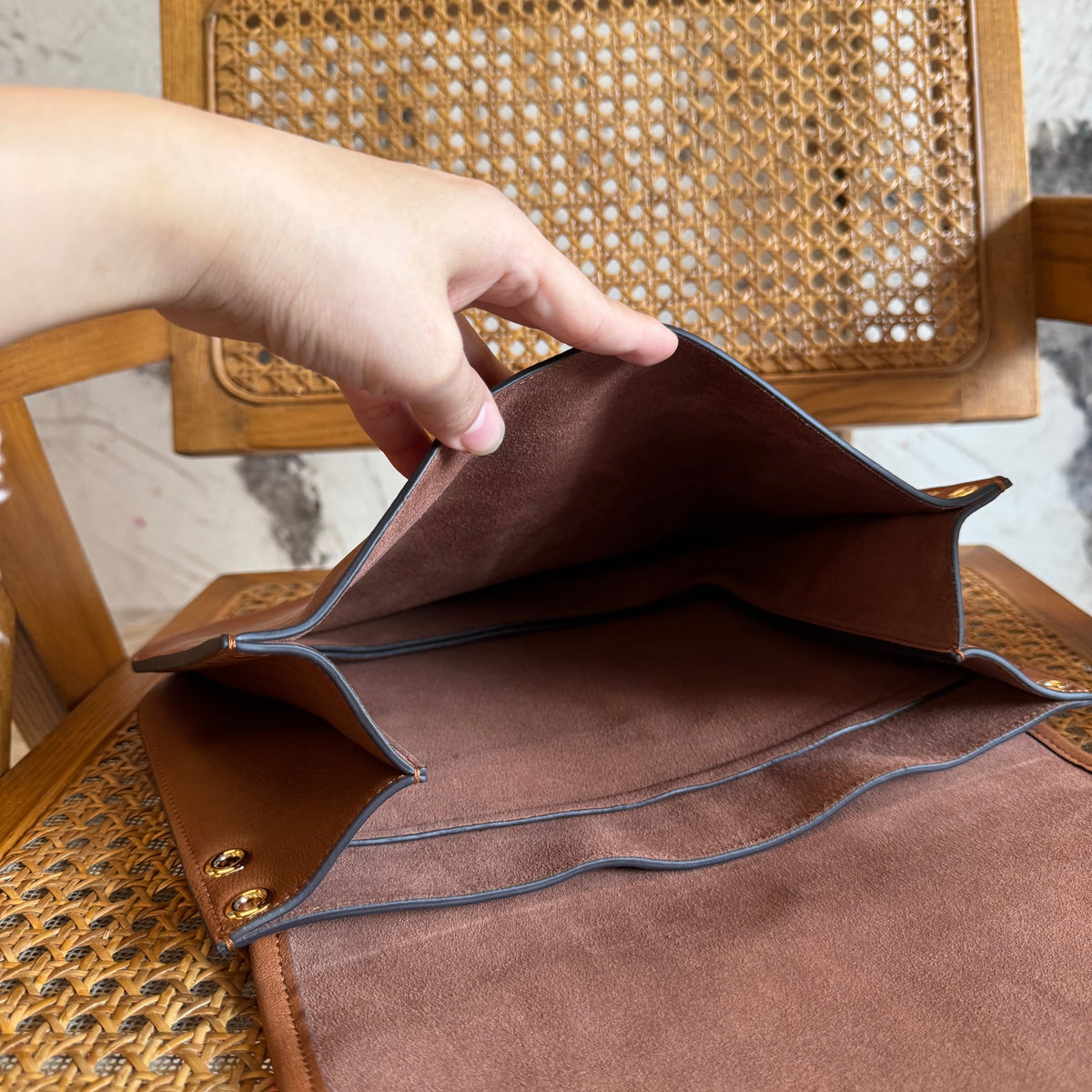 CEL TRIOMPHE BESACE BAG